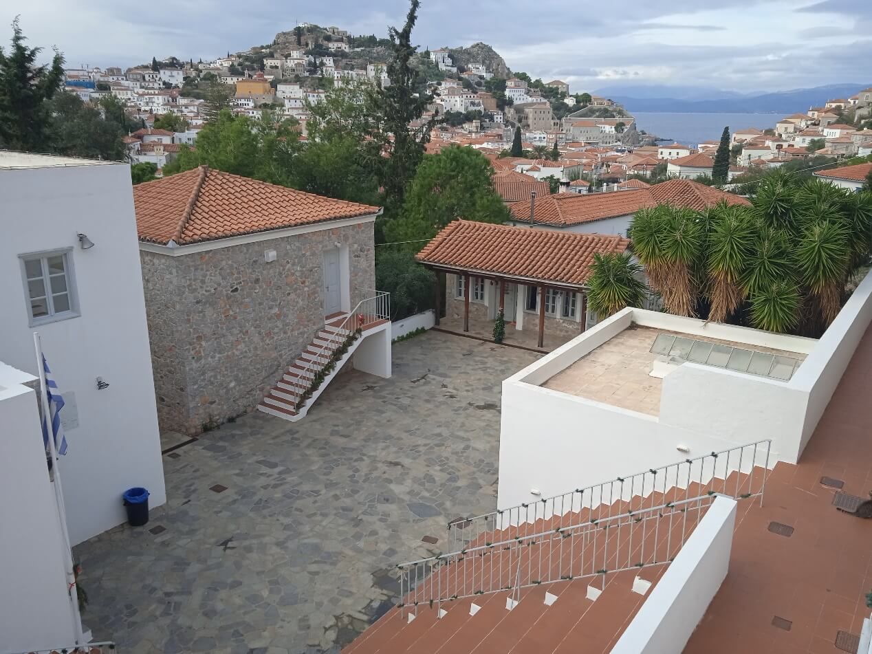 Βοηθητικές Εγκαταστάσεις Γυμνασίου Ύδρας